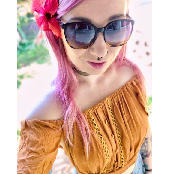 Meet your Posher, Paulina 🌸 - Picture 6 of 16